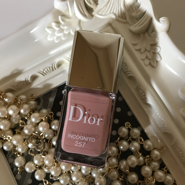 Christian Dior(クリスチャンディオール)の【人気色】ディオール ヴェルニ 257 コスメ/美容のネイル(マニキュア)の商品写真