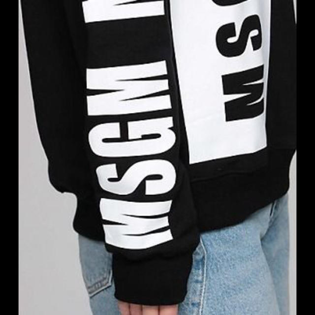 MSGM(エムエスジイエム)の【MSGM】ロゴトレーナー オーバーサイズ 正規品本物 新品 レディースのトップス(トレーナー/スウェット)の商品写真