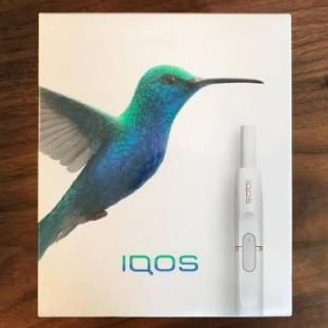 IQOS(アイコス)のお買い得！IQOS2.4 ホワイトセット メンズのファッション小物(タバコグッズ)の商品写真