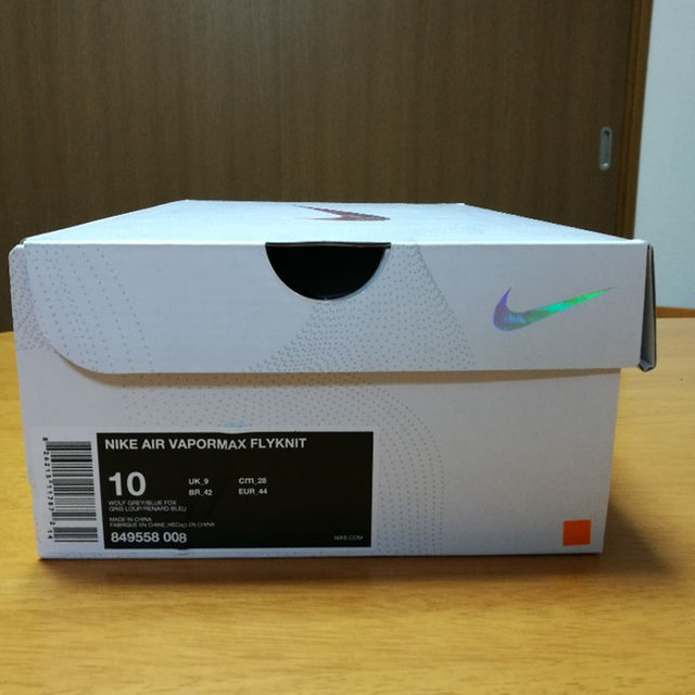 NIKE(ナイキ)の新品　ナイキ ヴェイパーマックス フライニット　28ｃｍ メンズの靴/シューズ(スニーカー)の商品写真