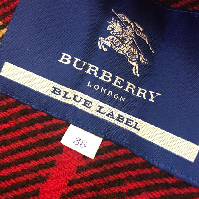 BURBERRY BLUE LABEL(バーバリーブルーレーベル)の木下ココ着♡Burberryチェックポンチョ レディースのジャケット/アウター(ポンチョ)の商品写真