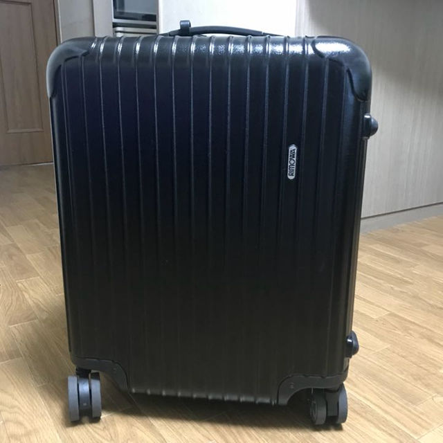 RIMOWA(リモワ)のRIMOWA リモワ サルサ 52L ブラック メンズのバッグ(トラベルバッグ/スーツケース)の商品写真