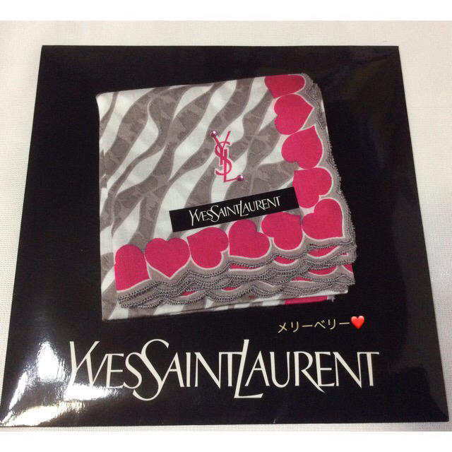 Saint Laurent(サンローラン)の【新品】❤️イヴサンローラン&フェンディ ハンカチ3枚セット💕🎀✨ レディースのファッション小物(ハンカチ)の商品写真