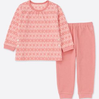 ユニクロ(UNIQLO)のふじえり♩様専用  新品未使用☆ストレッチマイクロフリースパジャマ110(パジャマ)