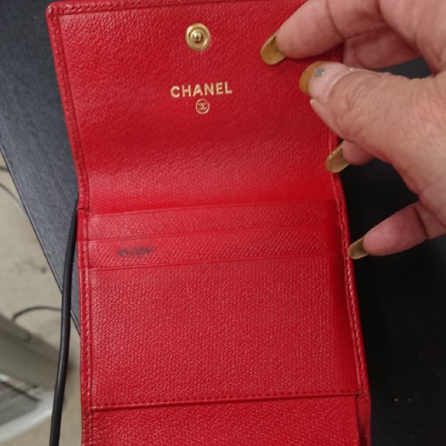 CHANEL(シャネル)のCHANEL2つ折り財布 レディースのファッション小物(財布)の商品写真