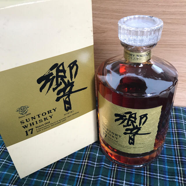 響17年ゴールドラベル 箱付き美品 響17年ゴールドラベル 箱付き美品