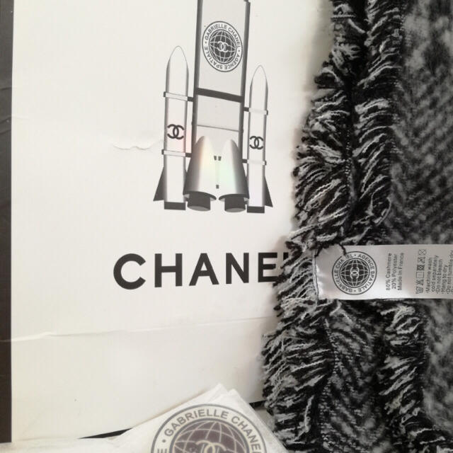 CHANEL(シャネル)のシャネルストール レディースのファッション小物(ストール/パシュミナ)の商品写真