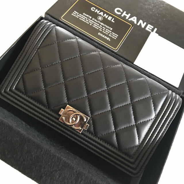 CHANEL(シャネル)の専用です！正規品★新品 ボーイシャネル長財布ෆ♪ メンズのファッション小物(長財布)の商品写真