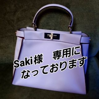 フェンディ(FENDI)の【上品・清楚】 FENDI フェンディ ピーカブー 人気 上質 綺麗 セレブ 美(ショルダーバッグ)