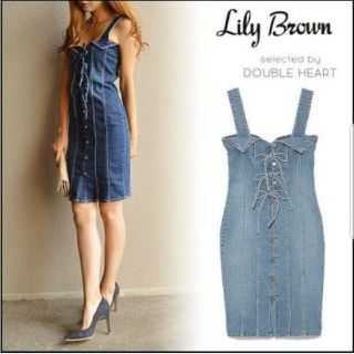 リリーブラウン(Lily Brown)のデニムワンピース新品未使用(ひざ丈ワンピース)