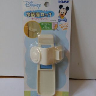 ディズニー(Disney)のDisney　冷蔵庫ロック　新品(ドアロック)