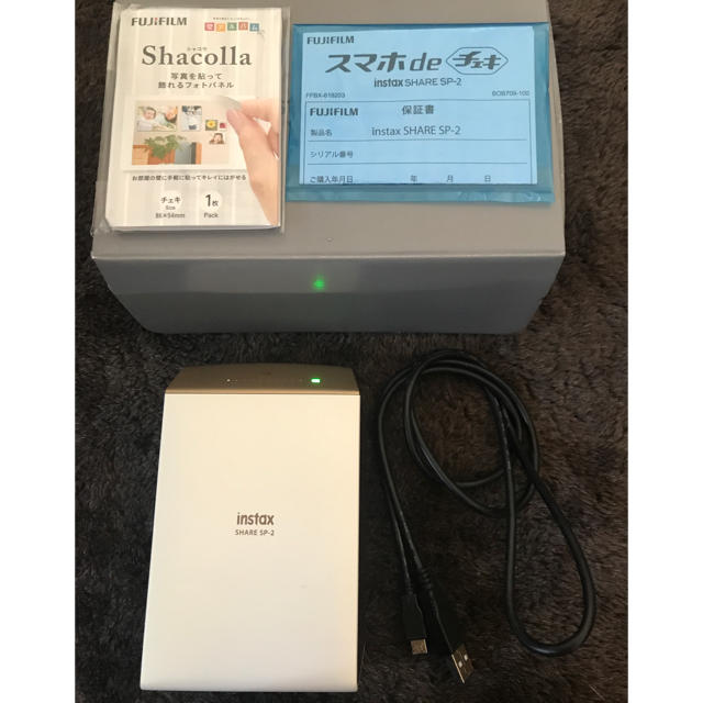 instax SHARE sp-2 ゴールド スマホ/家電/カメラのカメラ(フィルムカメラ)の商品写真