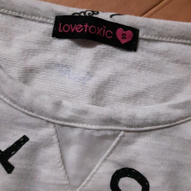 lovetoxic(ラブトキシック)のLovetoxic サイズS 140センチ　ワンピース キッズ/ベビー/マタニティのキッズ服女の子用(90cm~)(ワンピース)の商品写真