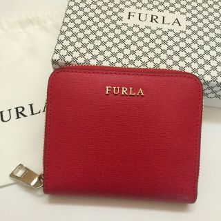 フルラ(Furla)の【新品】FURLA(フルラ)レッド レザー二つ折り財布(財布)