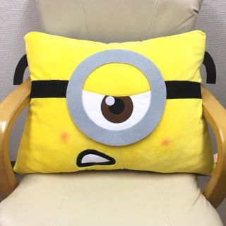 ミニオン(ミニオン)の新品★ミニオンズ★クッション&枕 プレゼントに最適❗️(キャラクターグッズ)