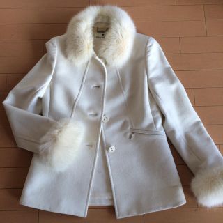 クレージュ(Courreges)のcourreges ファー付きコート(毛皮/ファーコート)