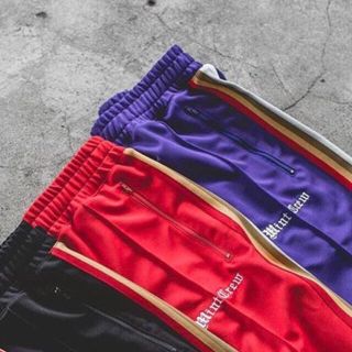 シュプリーム(Supreme)の値下げ可能 mintcrew  紫(その他)