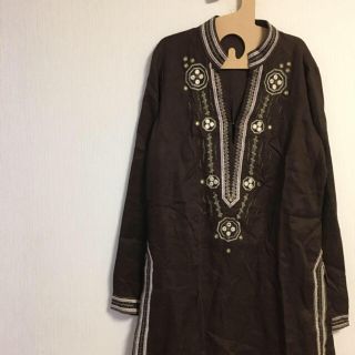 サンタモニカ(Santa Monica)のused clothing  アジアン刺繍スリットシャツ リネン 古着 ユーロ(チュニック)