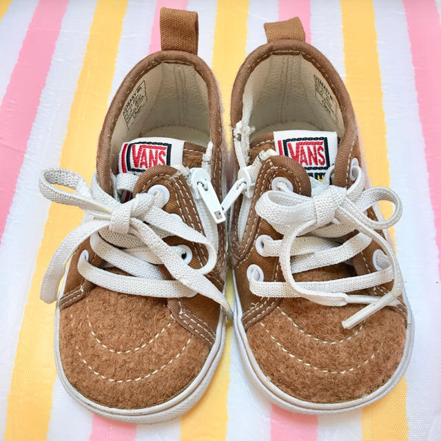 VANS(ヴァンズ)のVANS スニーカー キッズ/ベビー/マタニティのベビー靴/シューズ(~14cm)(スニーカー)の商品写真