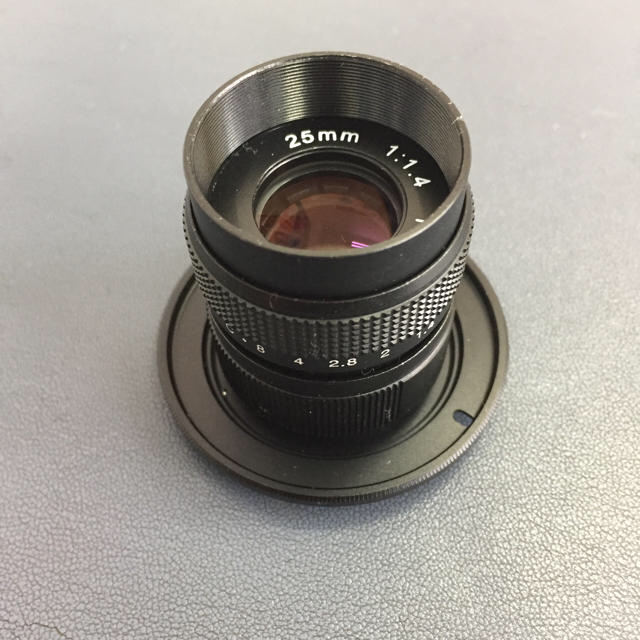 25mm F1.4！ぐるぐるボケ！明るい！コンパクト！軽い！珍しい！美品！！ スマホ/家電/カメラのカメラ(レンズ(単焦点))の商品写真