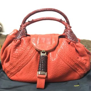 フェンディ(FENDI)の★kiki様専用★  FENDI スパイバッグ(トートバッグ)