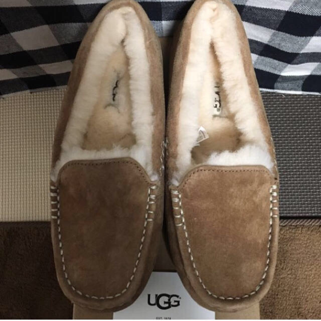 新品】UGG アンスレー モカシン(チェスナット:23.5〜24