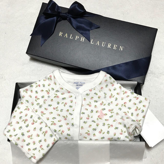 Ralph Lauren(ラルフローレン)の新品✨大人気 小花柄 足付き カバーオール 9M/75 キッズ/ベビー/マタニティのベビー服(~85cm)(カバーオール)の商品写真