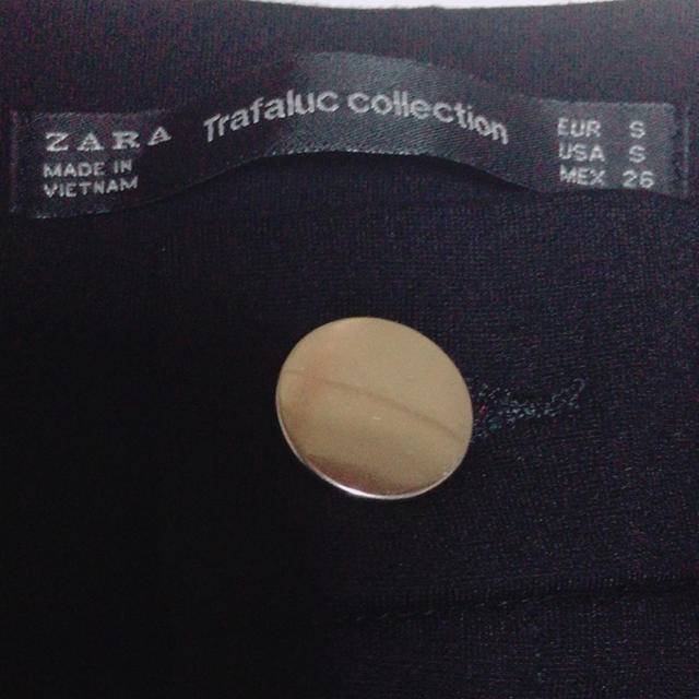ZARA(ザラ)のザラブラックパンツ レディースのパンツ(カジュアルパンツ)の商品写真