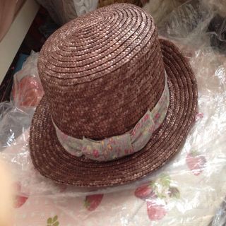 イセタンガール♡花柄カンカン帽新品未使用(ハット)