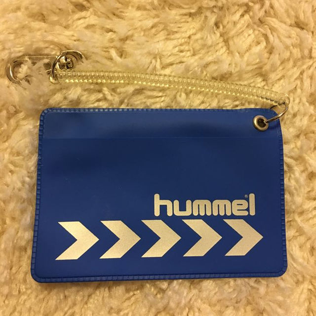 hummel(ヒュンメル)の非売品！新品！hummelパスケース メンズのファッション小物(名刺入れ/定期入れ)の商品写真
