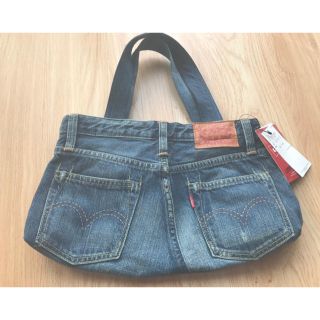 リーバイス(Levi's)のリーバイス リメイクデニムバッグ（革タグ）(バッグ)