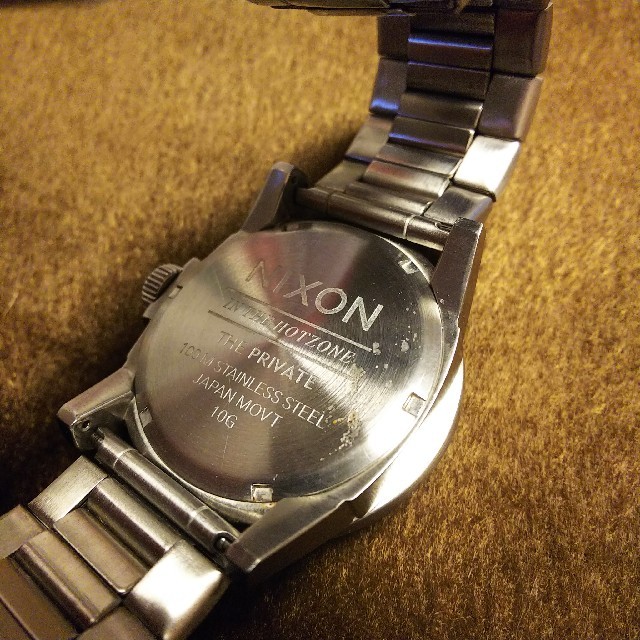 NIXON The Private ステンレスベルト×ホワイト盤面の通販 by gb66's shop｜ニクソンならラクマ - NIXON 腕時計 最新品好評