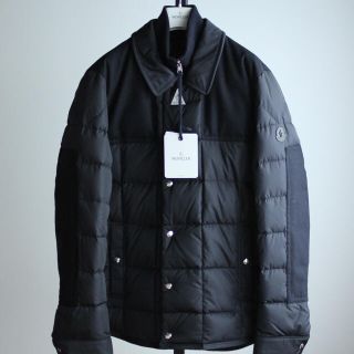 モンクレール(MONCLER)の⭕️ria_0424様【タグ付き新品】希少 最新モデル 雑誌掲載 上級モデル(ダウンジャケット)