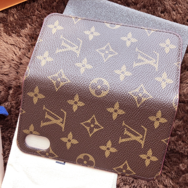 LOUIS VUITTON(ルイヴィトン)のLOUIS  VUITTON ♡ 新品 モノグラム iPhoneXケース ローズ スマホ/家電/カメラのスマホアクセサリー(iPhoneケース)の商品写真