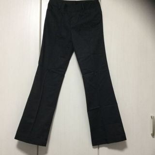 オフオン(OFUON)の美品ブラックセンタープレスパンツ(その他)