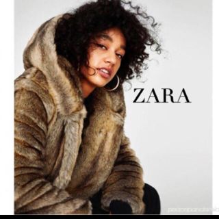 ザラ(ZARA)のZARA フェイクファー ジャケット フード付き(毛皮/ファーコート)