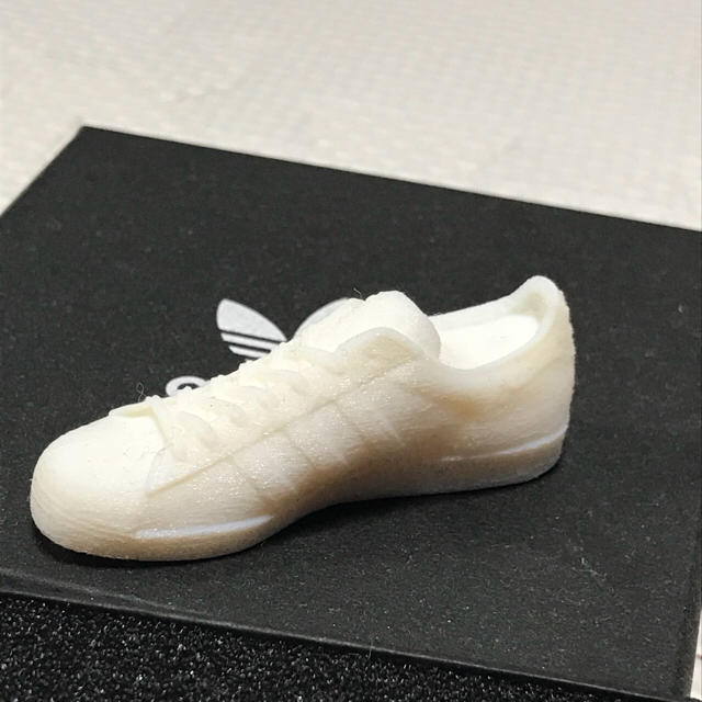 adidas(アディダス)の【激レア非売品】adidas originals ノベルティ 3Dプリンタ エンタメ/ホビーのコレクション(ノベルティグッズ)の商品写真