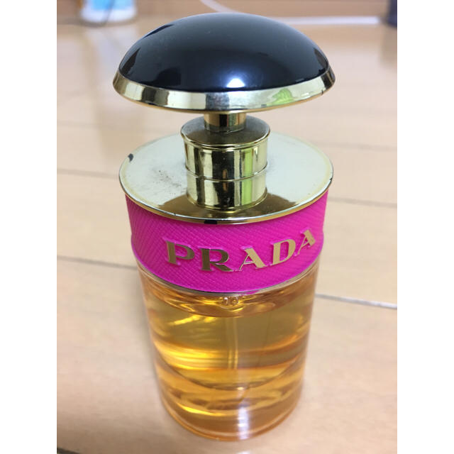 PRADA(プラダ)のPRADA CANDY コスメ/美容の香水(香水(女性用))の商品写真