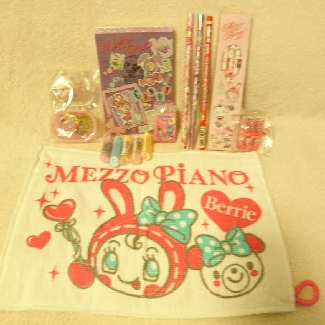 mezzo piano(メゾピアノ)の未使用 メゾピアノ 3000円相当分 キッズ/ベビー/マタニティのキッズ/ベビー/マタニティ その他(その他)の商品写真