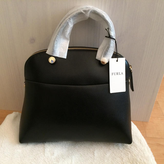 フルラ パイパー M 黒 ブラック FURLA 2way - ショルダーバッグ