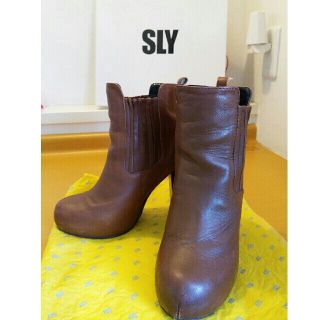 スライ(SLY)のSLY ショートブーツ(ブーツ)