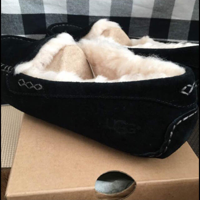 chikachin様専用【新品】UGG アンスレー モカシン(ブラック:24㎝) chikachin様専用【新品】UGG アンスレー モカシン(ブラック:24㎝)