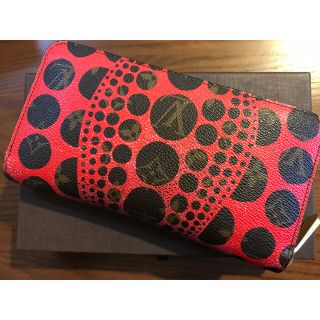 ルイヴィトン(LOUIS VUITTON)のLOUIS VUITTONパンプキンドット草間彌生モノグラムジッピーウォレット(財布)