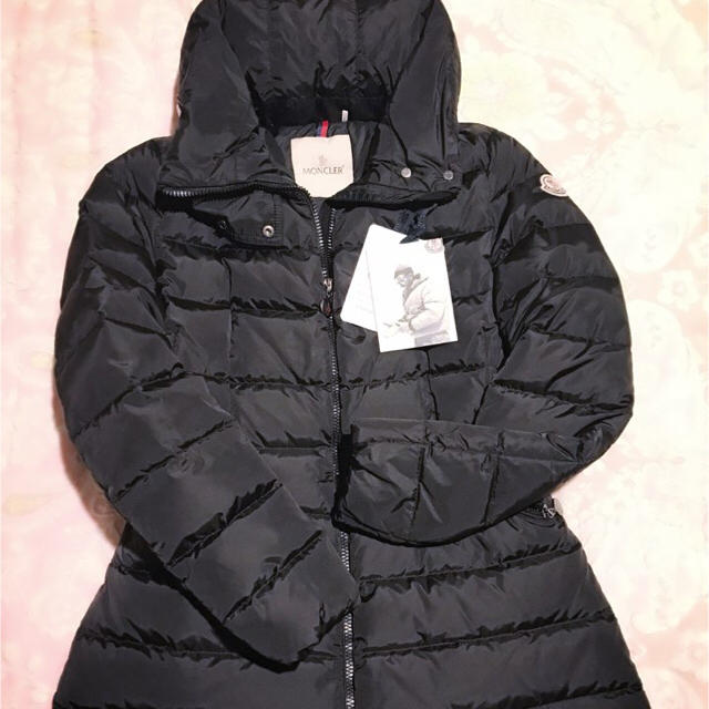 MONCLER(モンクレール)のMONCLER FLAMME レディースのジャケット/アウター(ダウンジャケット)の商品写真