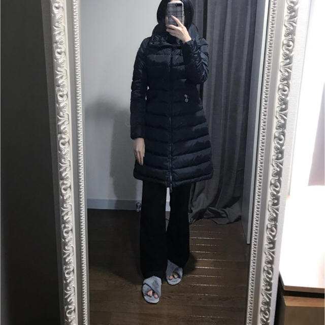 MONCLER(モンクレール)のMONCLER FLAMME レディースのジャケット/アウター(ダウンジャケット)の商品写真