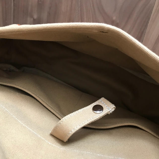 tandey  ショルダーバッグ バッグ 美品 レディースのバッグ(ショルダーバッグ)の商品写真