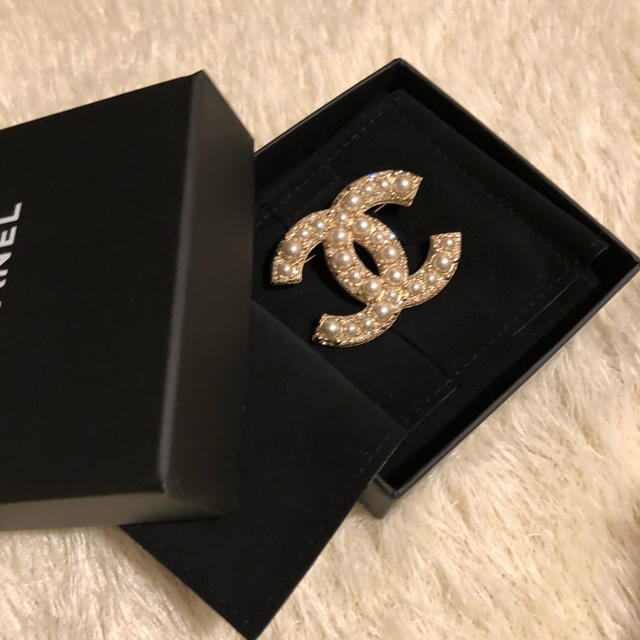 ９月限定♡CHANEL♡シャネル　ブローチ　ゴールド