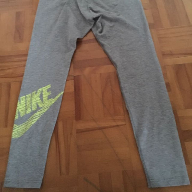 NIKE(ナイキ)のナイキ レギンス レディースのパンツ(その他)の商品写真