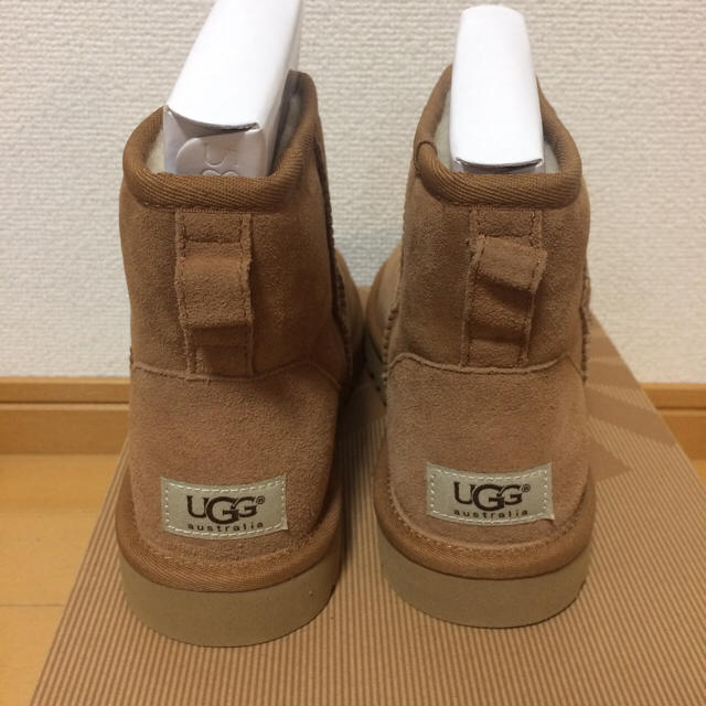 もりおさま専用 新品未使用 UGG クラシックミニ サイズ7 24cmレディース