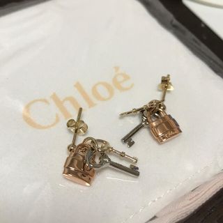 クロエ(Chloe)のクロエ パドロック＆ダブルキーズ ピアス(ピアス)